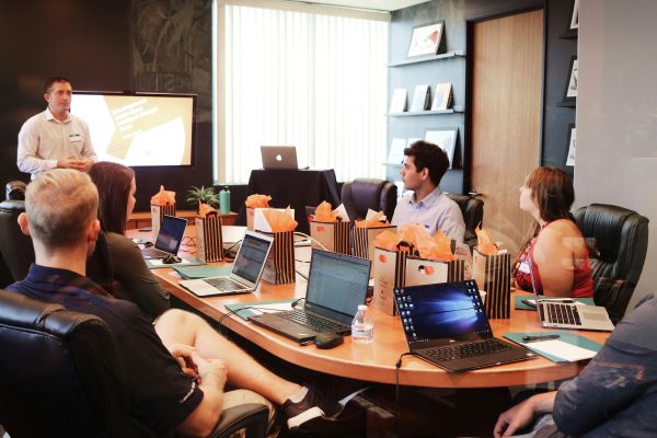 Comment choisir la meilleure agence web pour votre projet